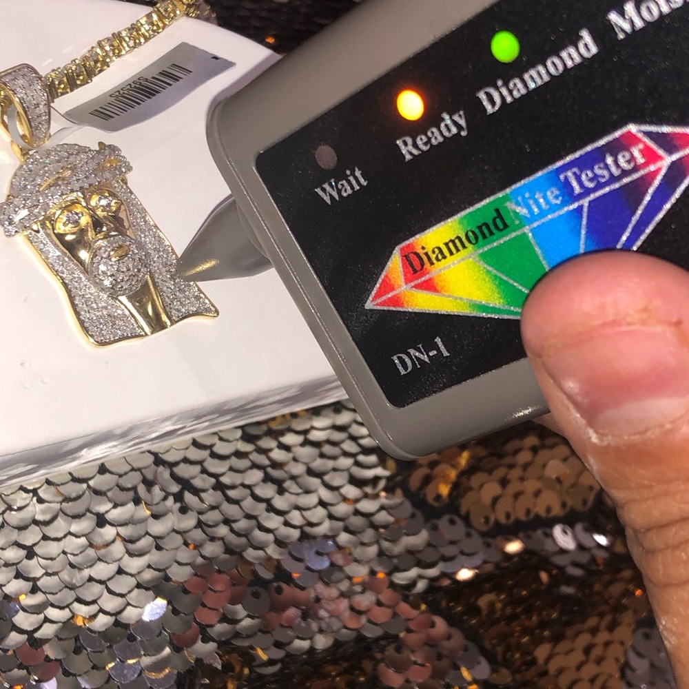Real diamond Jesus head pendant for men, not c not moissanite, 10k gold vermeil - Picture 4 of 9